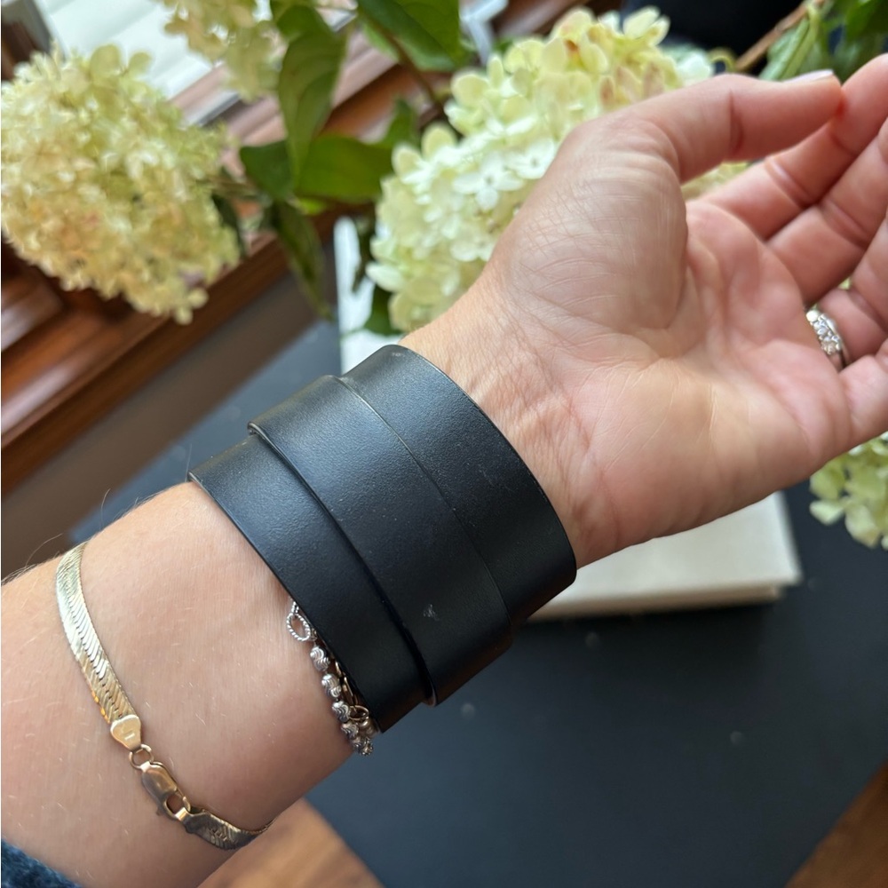Michael Kors Black Leather Cuff Braclet - Picture 6 of 7